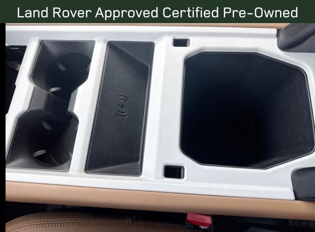 Certified Used 2025 Fuji White Land Rover X-Dynamic SE image 16