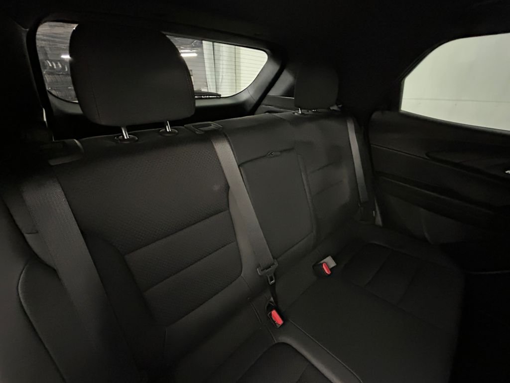 Used 2022 Black Chevrolet RS image 17
