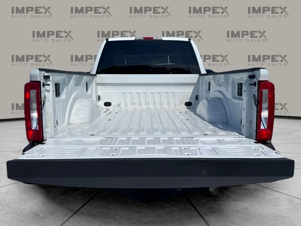 Used 2025 White Ford XLT image 21