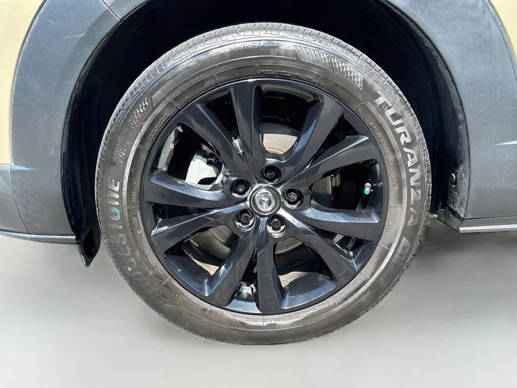 Certified Used 2024 Sand Metallic Mazda 2.5 Carbon Turbo image 32