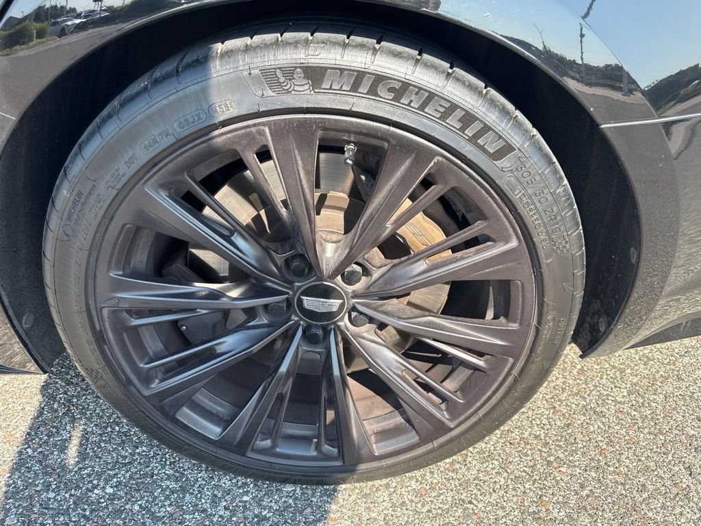Used 2022 Black Cadillac V-Series image 7