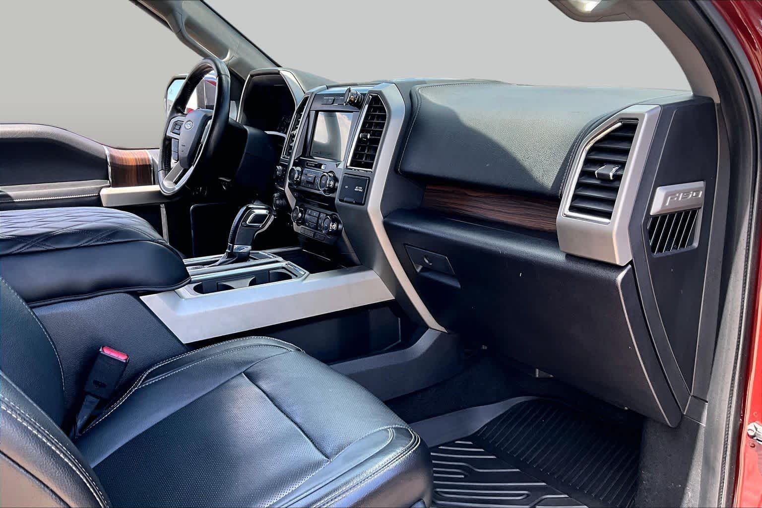 Used 2017 Bronze Fire Metallic Ford Lariat image 19