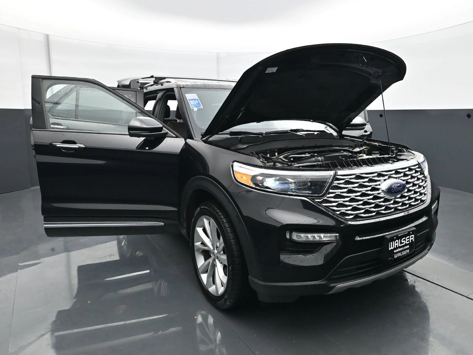 Used 2022 Black Ford Platinum image 39