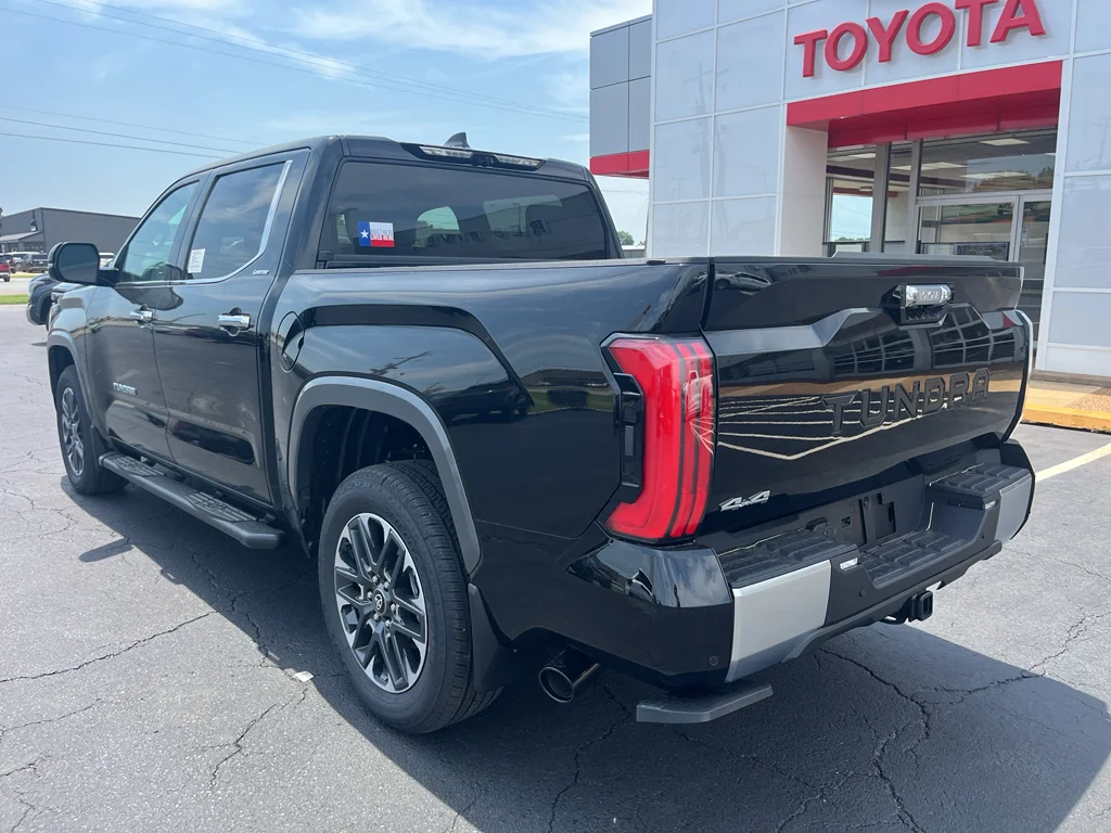 2026 Toyota Tundra Limited - Photo 7