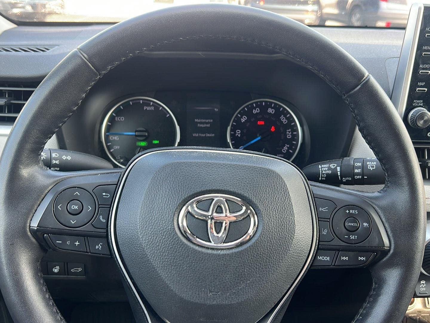 Used 2022 Midnight Black Metallic Toyota Hybrid XLE image 11