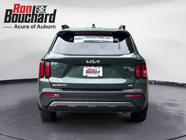 Used 2023 Aruba Green Kia X-Line S image 3