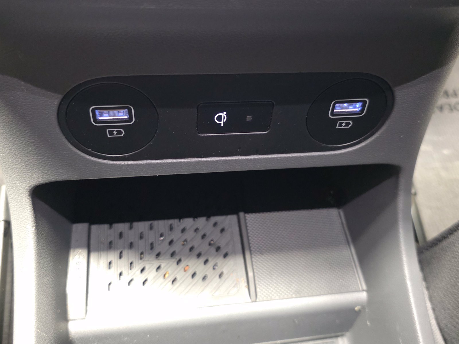 Used 2024 Digital Teal Hyundai SEL image 29