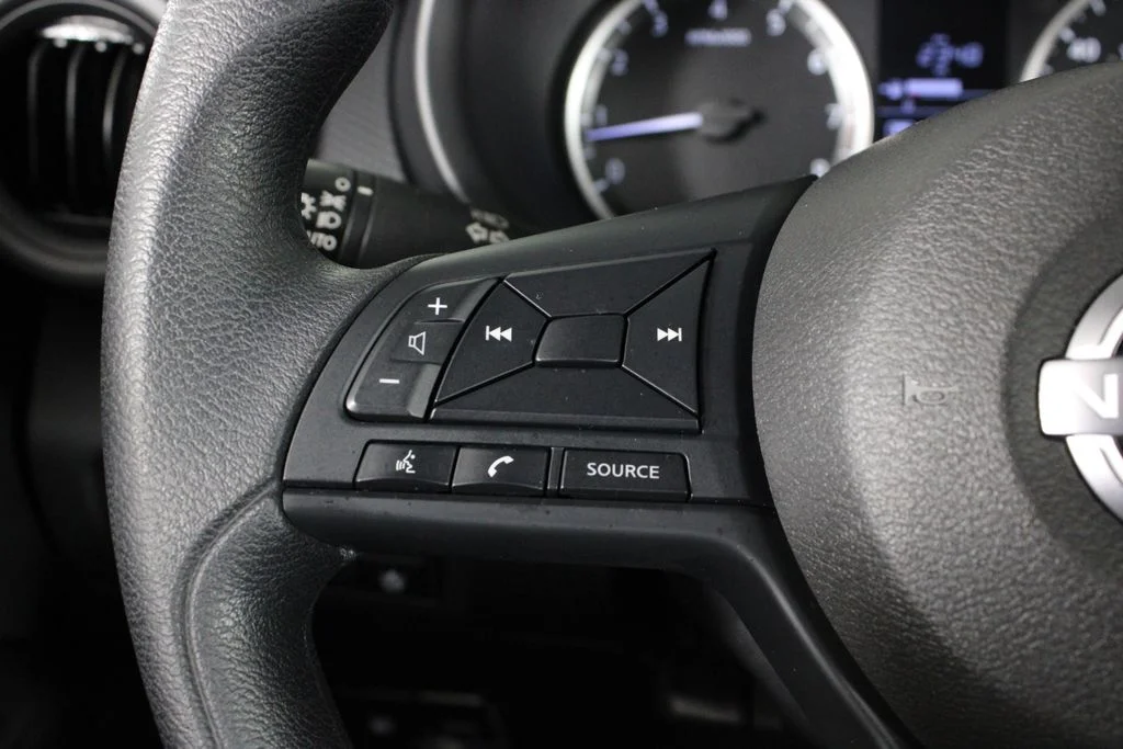 2025 Nissan KICKS PLAY Base - Photo 25
