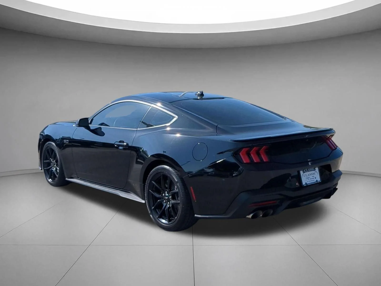 Used 2025 Shadow Black Ford GT Premium image 3