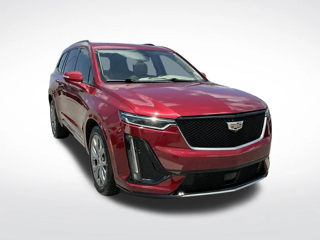 Used 2020 Red Cadillac Sport image 20