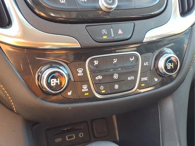 Used 2022 Silver Ice Metallic Chevrolet Premier image 8