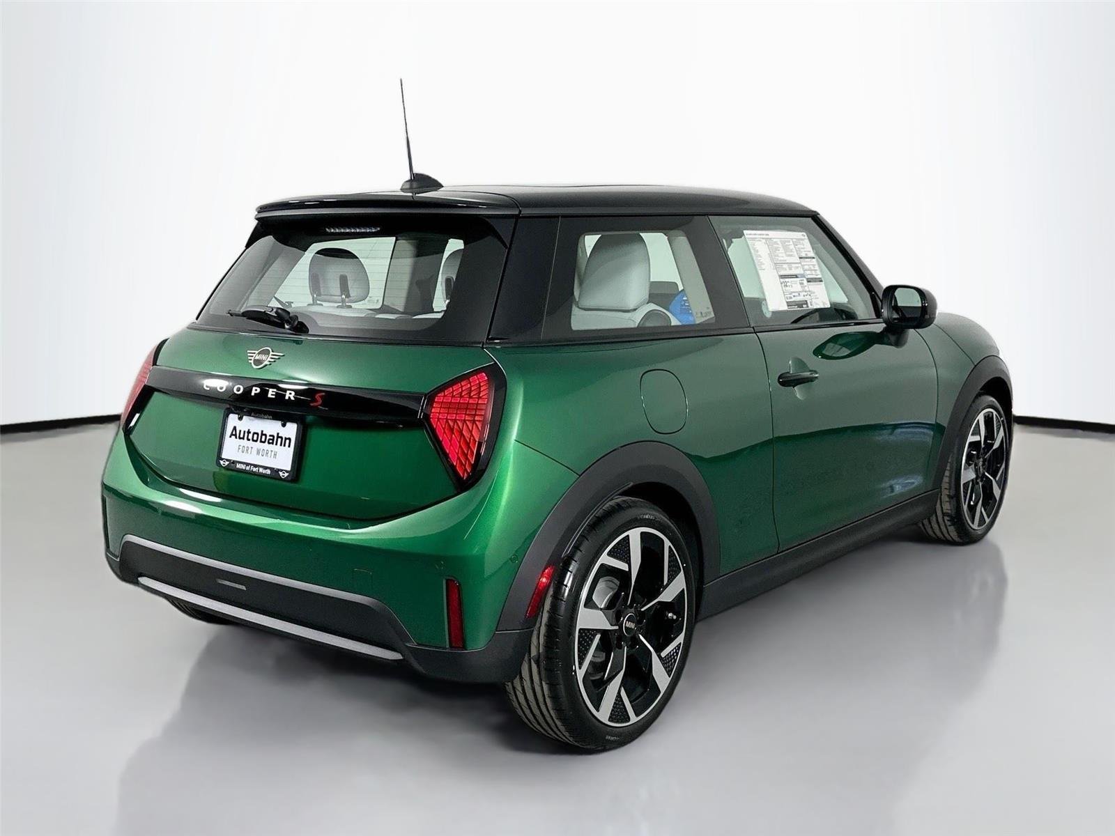 Used 2025 British Racing Green IV Metallic MINI Cooper S image 4