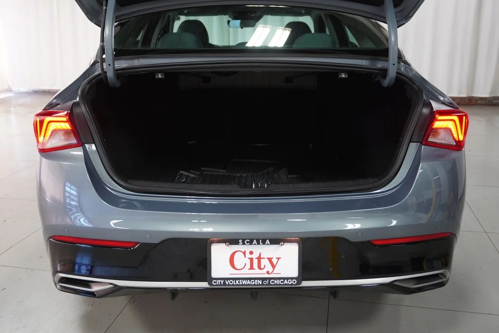 Used 2021 Everlasting Silver Kia EX image 20
