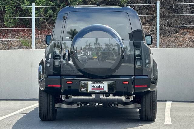 New 2026 Carpathian Grey Land Rover X image 4