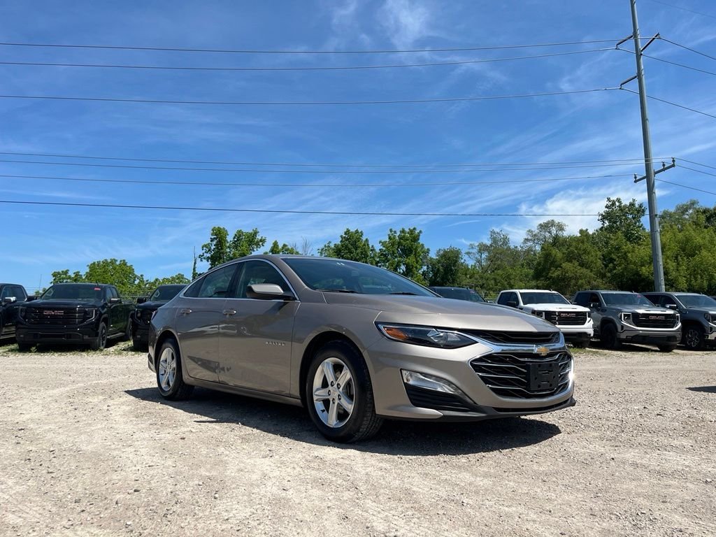 Used 2022 Mineral Gray Metallic Chevrolet LT image 5