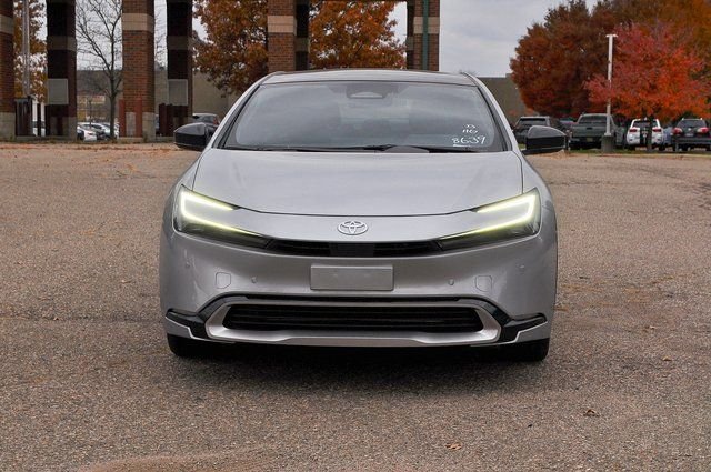 New 2026 Cutting Edge Toyota XSE Premium image 6