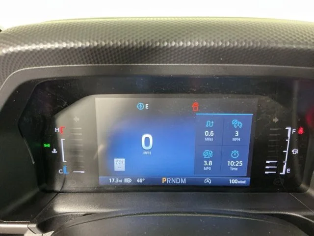 New 2025 Oxford White Ford XLT image 18