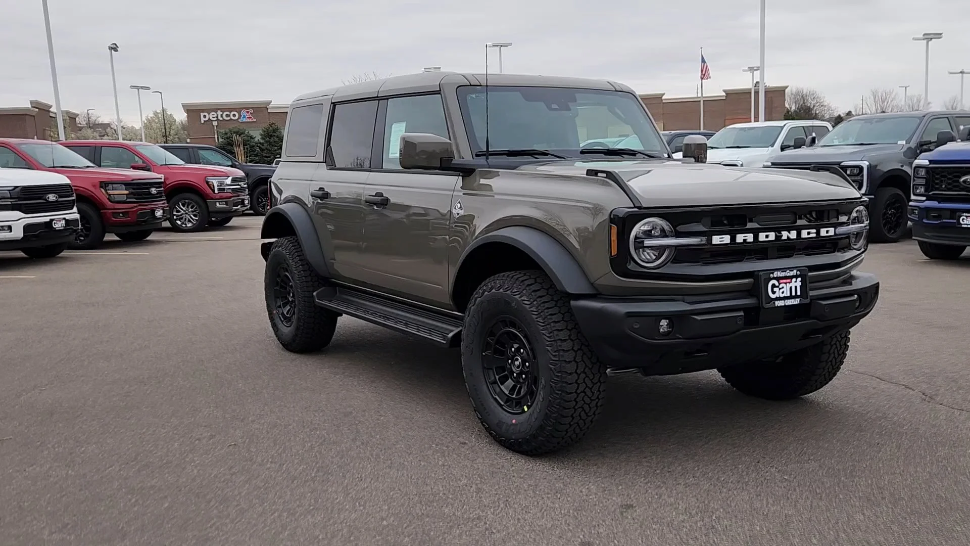 New 2026 Marsh Gray Ford Outer Banks image 6