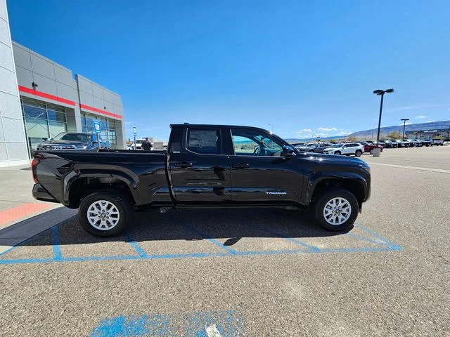 New 2026 Black Toyota  SR5 image 4