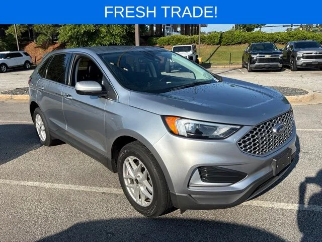 Used 2024 Silver Ford SEL image 1