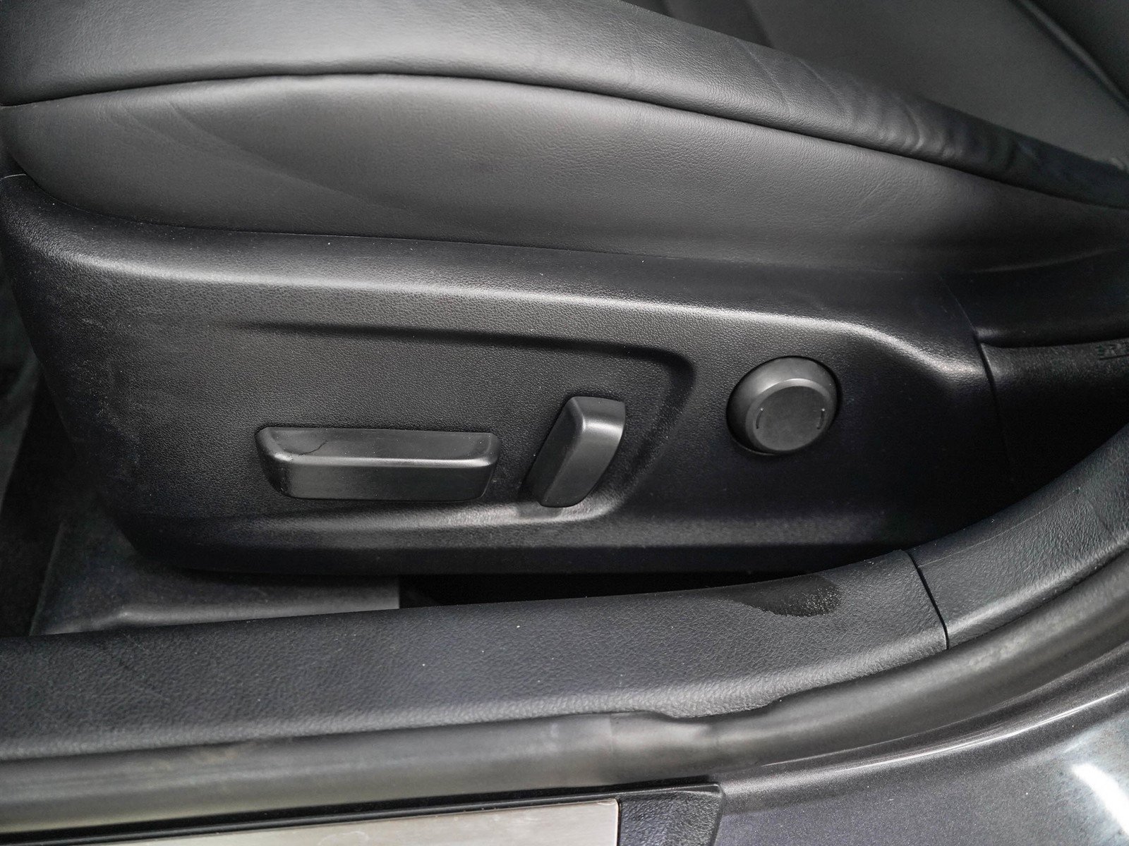 Used 2022 Gray Lexus 350 F Sport image 27