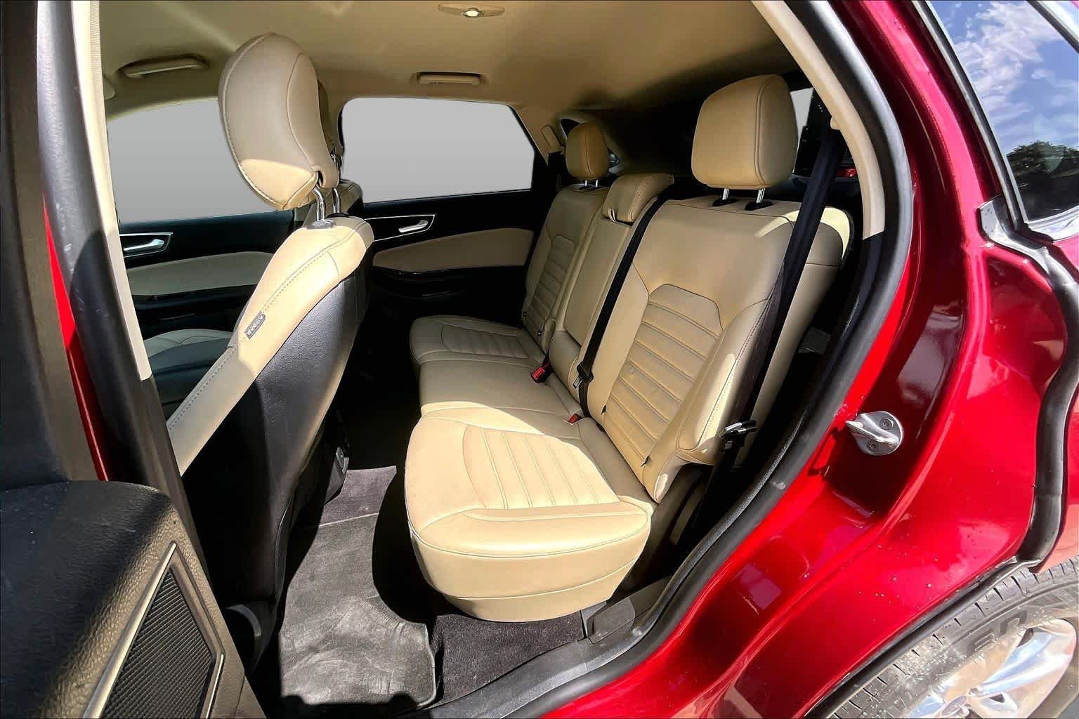 Used 2015 Ruby Red Metallic Tinted Clearcoat Ford SEL image 21