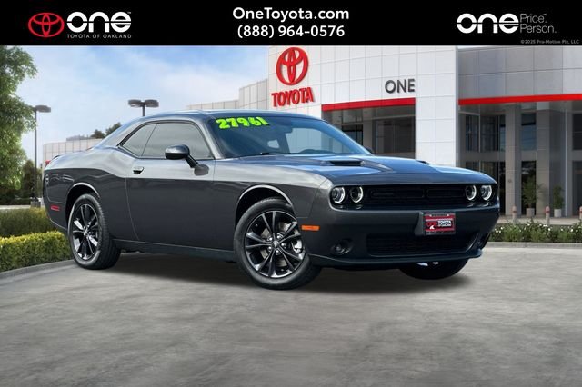 2023 Dodge Challenger SXT Auto AWD's photo