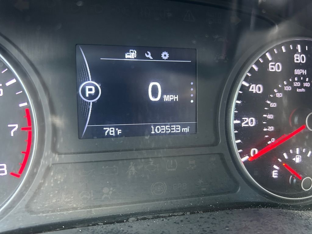 Used 2016 Gray Kia LX image 10