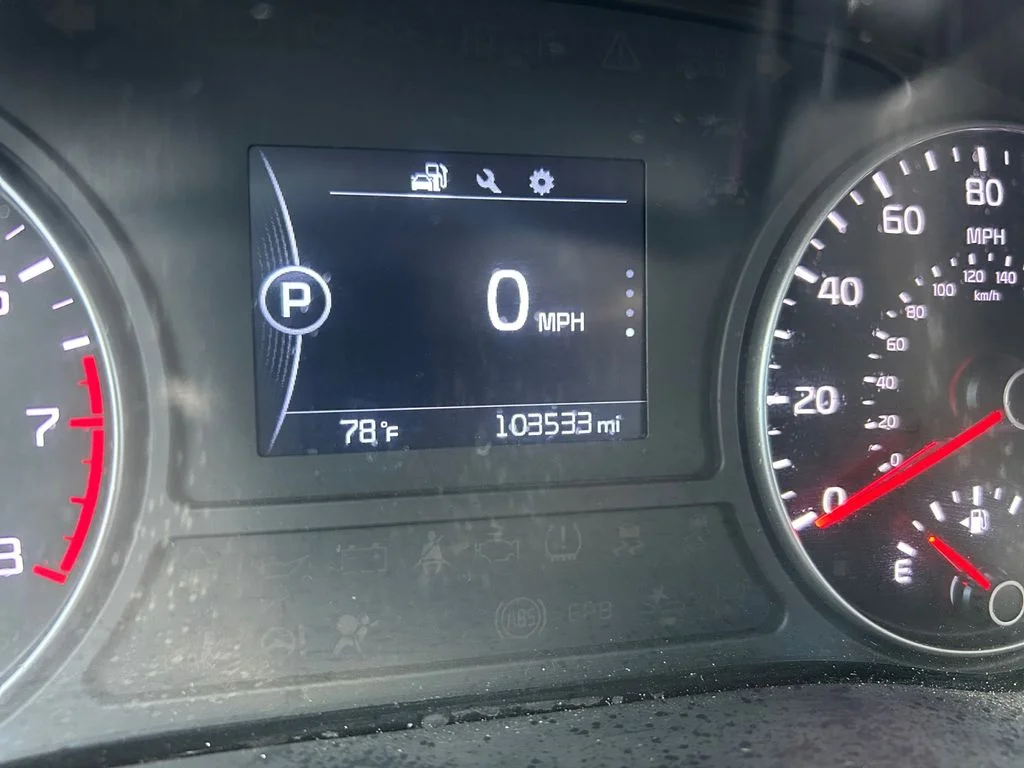 Used 2016 Gray Kia LX image 10