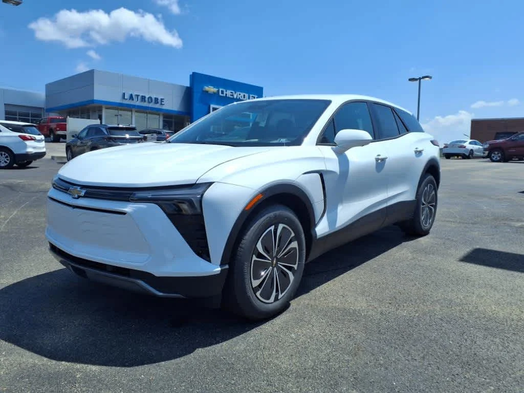 2025 Chevrolet Blazer EV LT AWD's photo