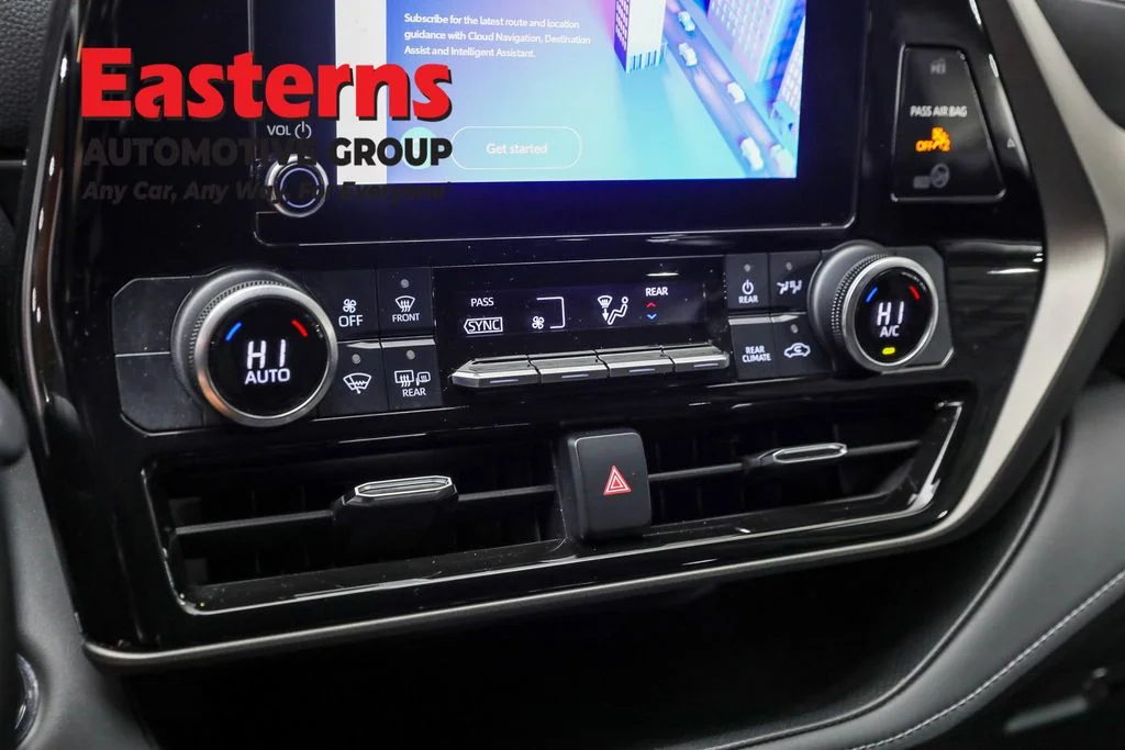 Used 2023 White Toyota LE image 19