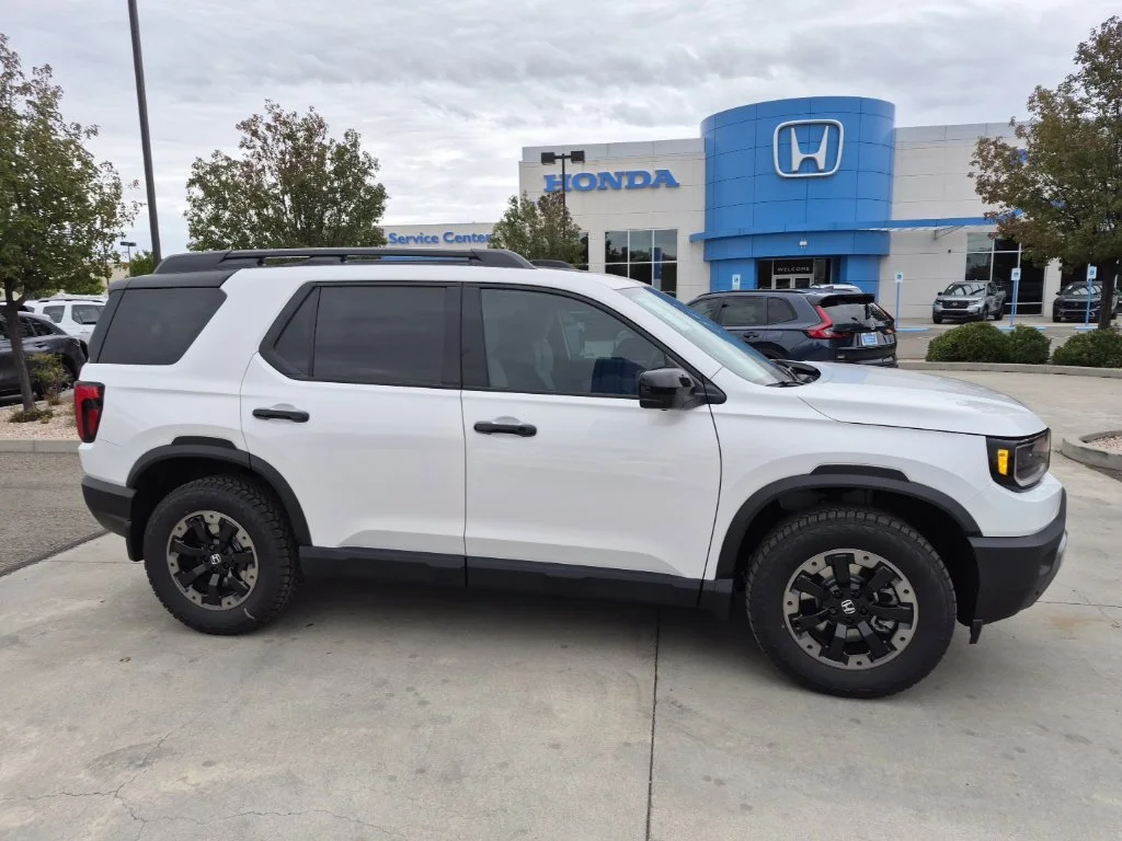 New 2026 Platinum White Pearl Honda TrailSport Elite image 8