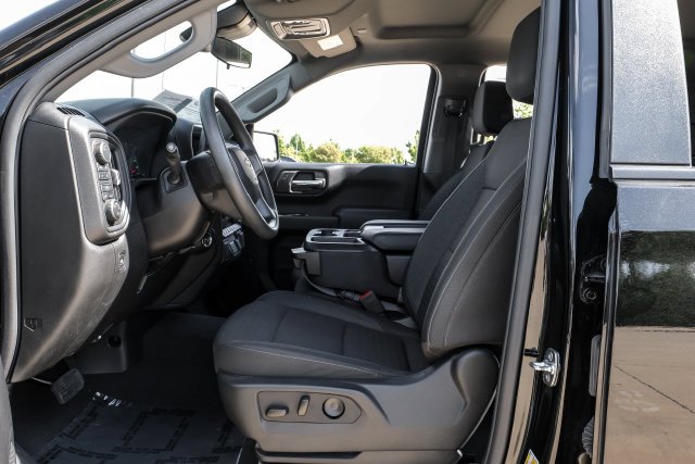 Used 2026 Black Chevrolet Custom image 4