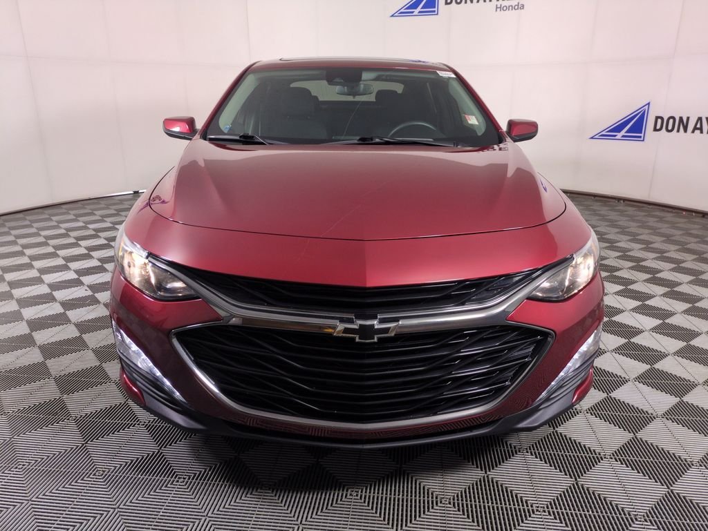 Used 2025 Radiant Red Chevrolet LT image 8