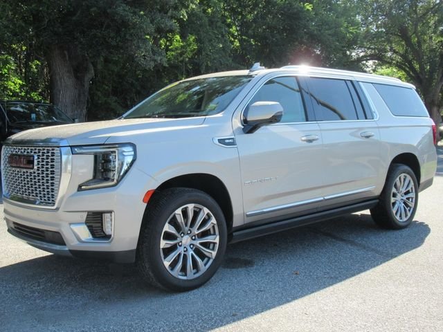 Used 2021 Beige GMC Denali image 3