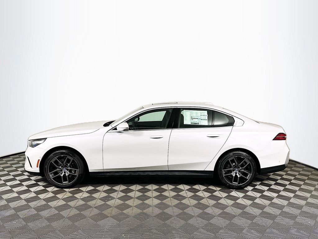 Used 2026 White Metallic BMW 530i xDrive image 8