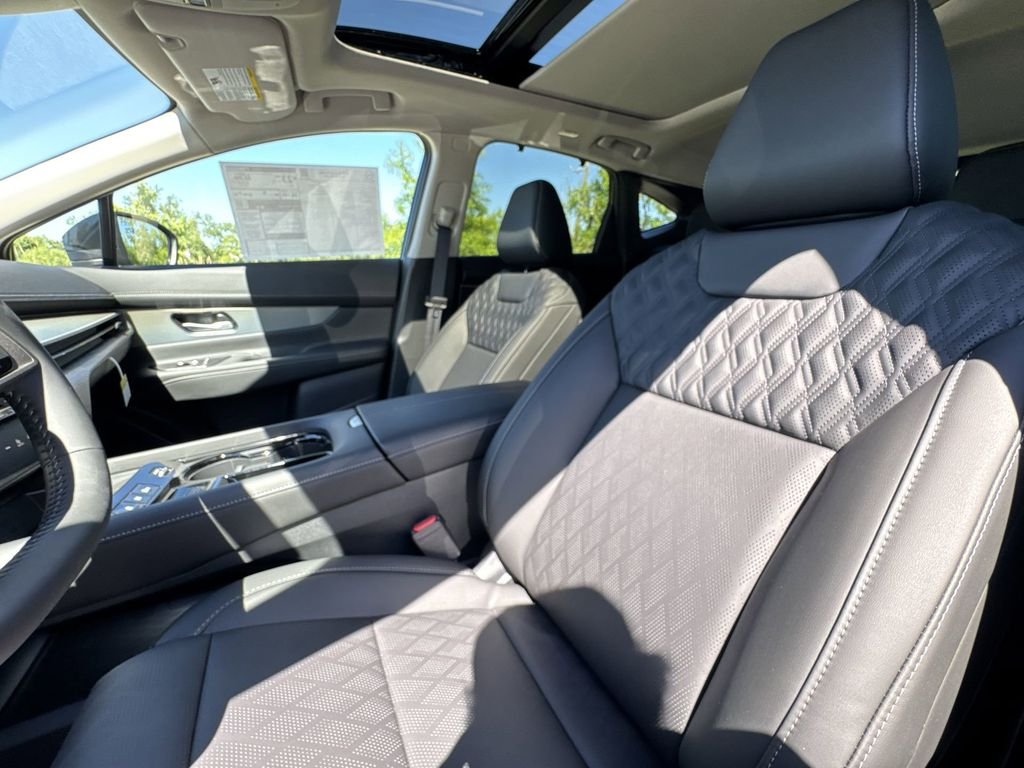 New 2026 Black Nissan Platinum image 13
