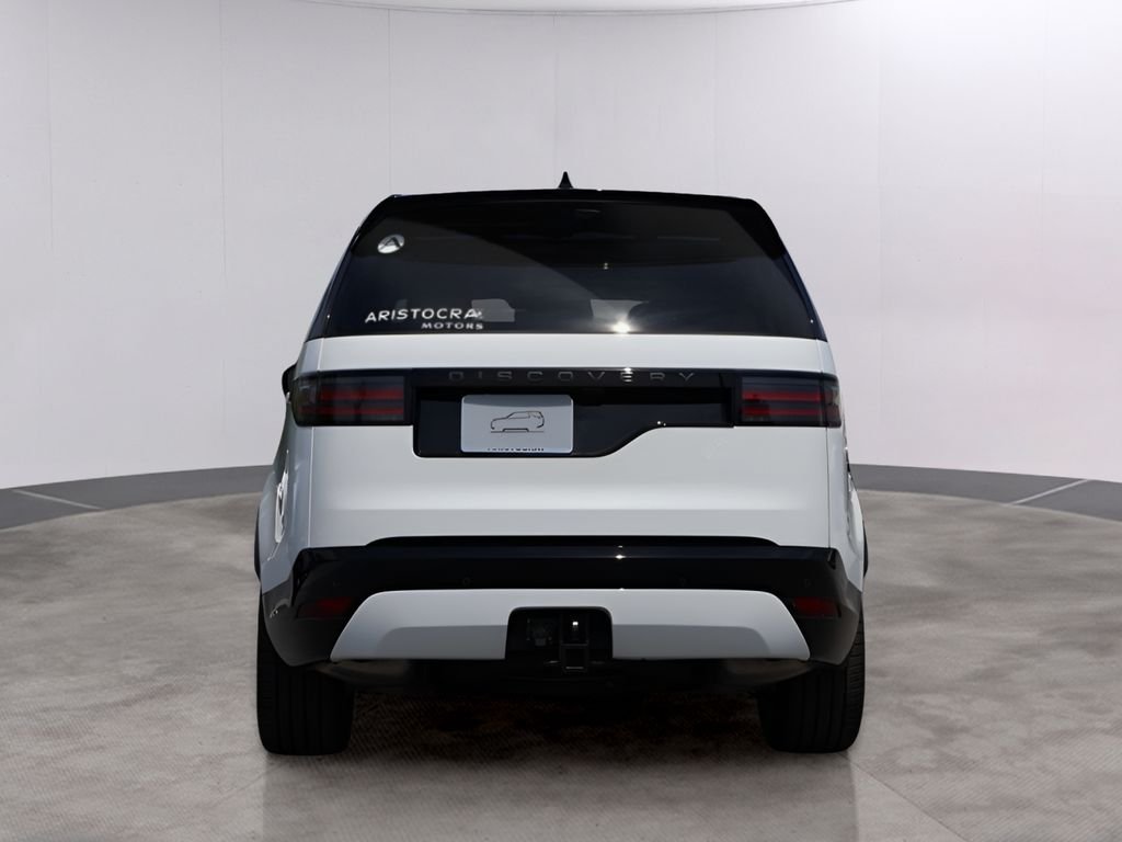 New 2026 Fuji White Land Rover Dynamic SE image 6