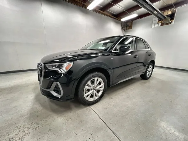 Certified Used 2024  Audi S line Premium image 1