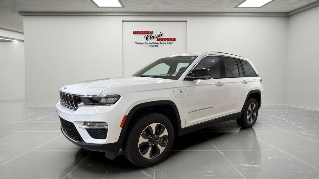 2022 Jeep Grand Cherokee 4xe 4x4's photo