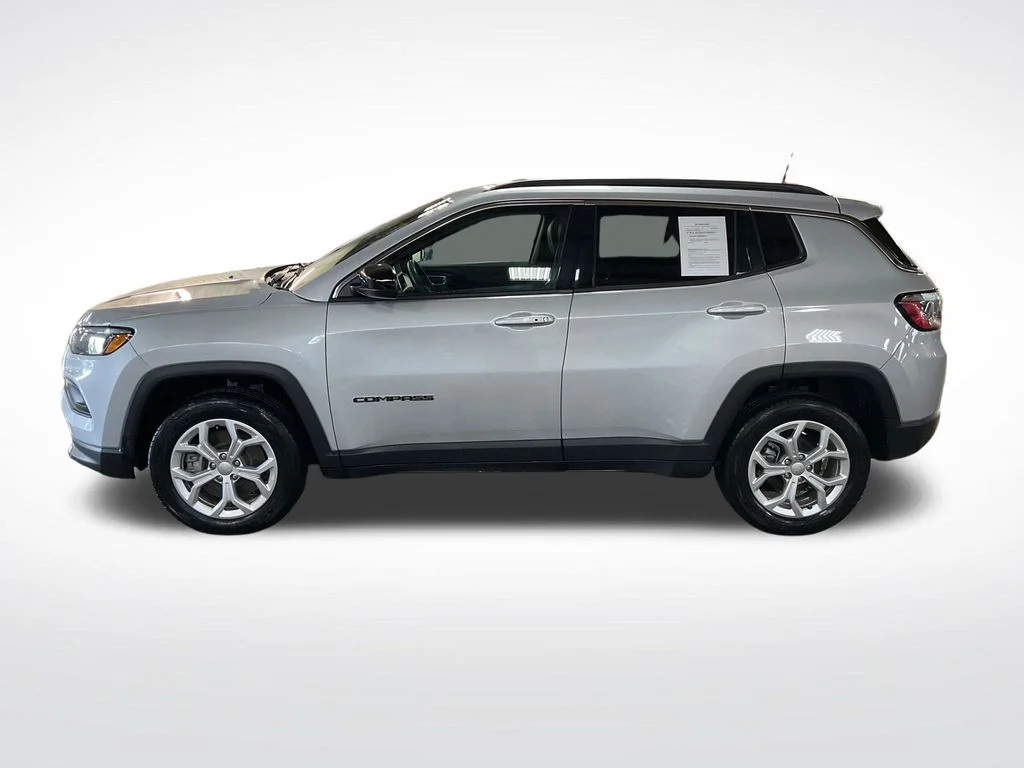 Certified Used 2024 Silver Jeep Latitude image 2