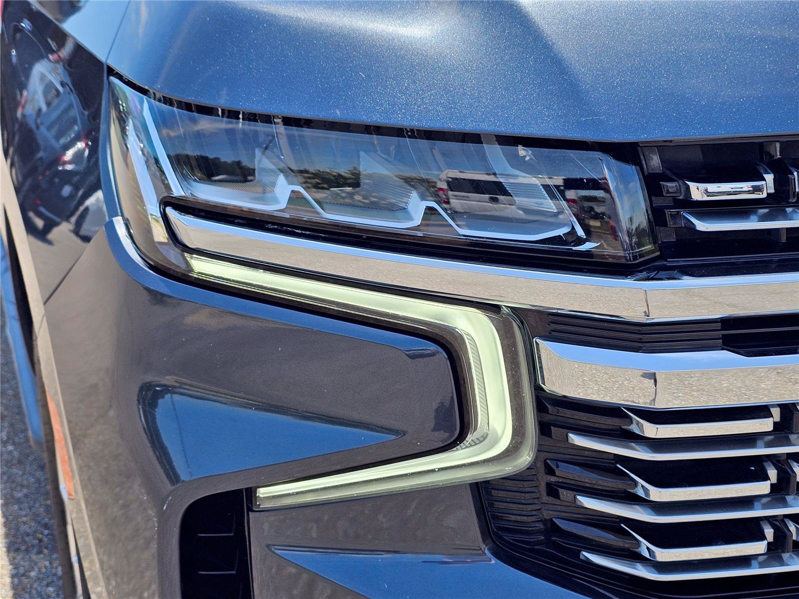 Used 2021 Shadow Gray Metallic Chevrolet Premier image 4