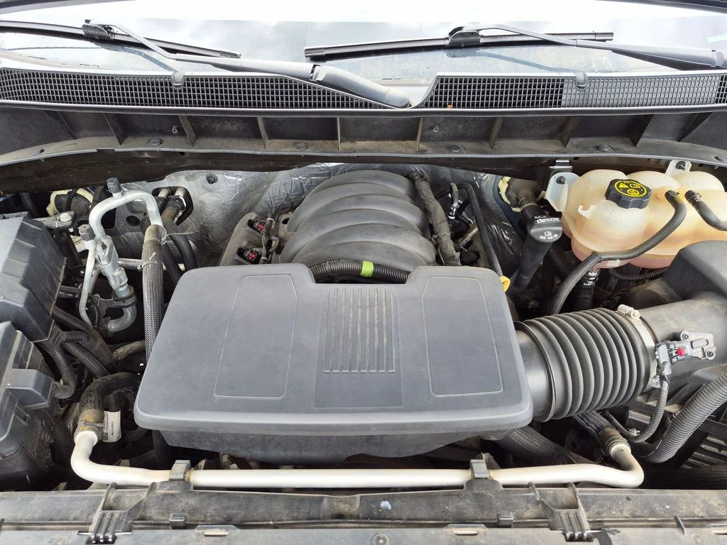Used 2020 Blue Chevrolet Custom image 10