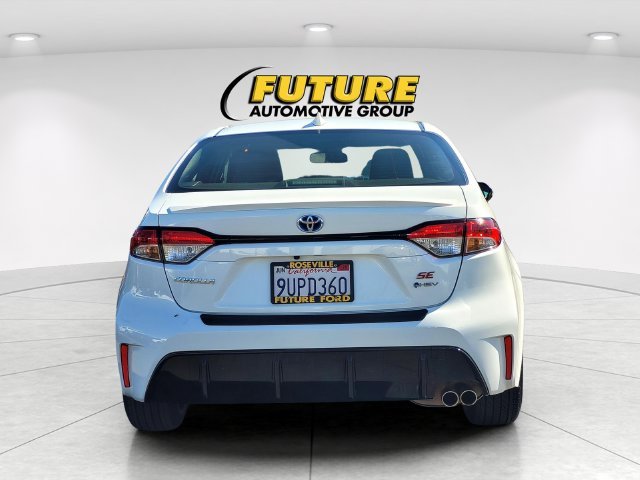 Used 2025 White Toyota SE image 5