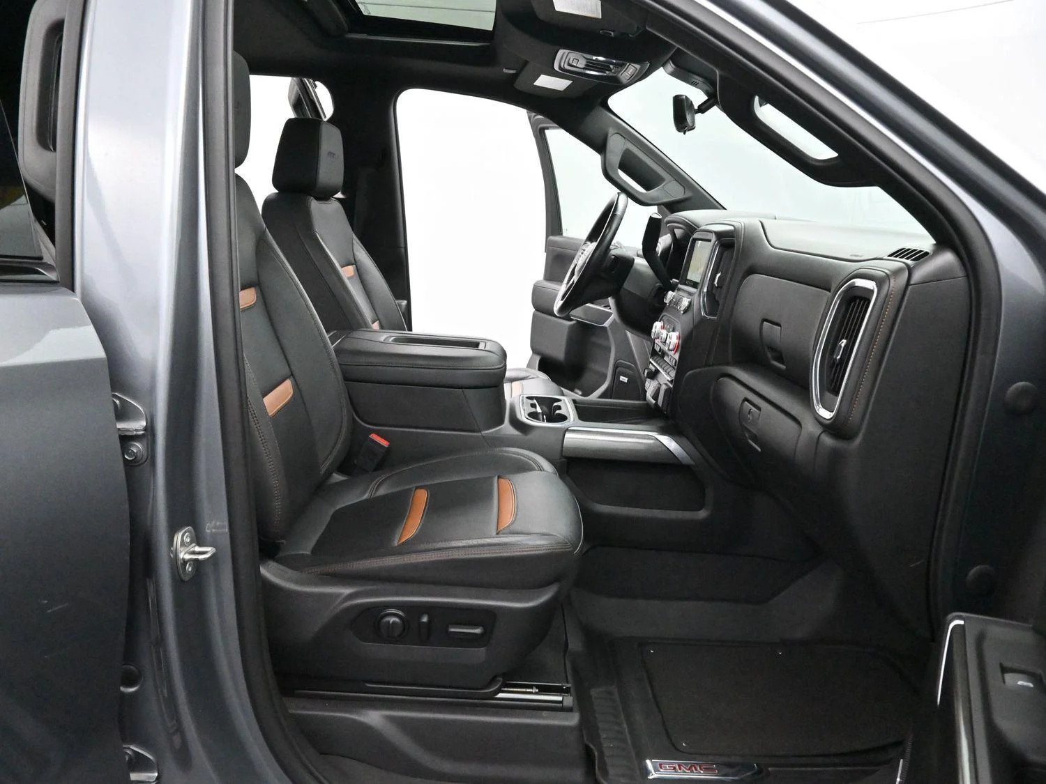 Used 2021 Satin Steel Metallic GMC AT4 image 32
