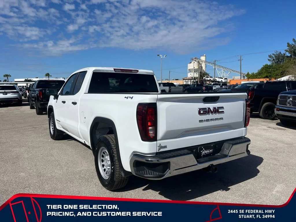 New 2026 Summit White GMC Pro image 5