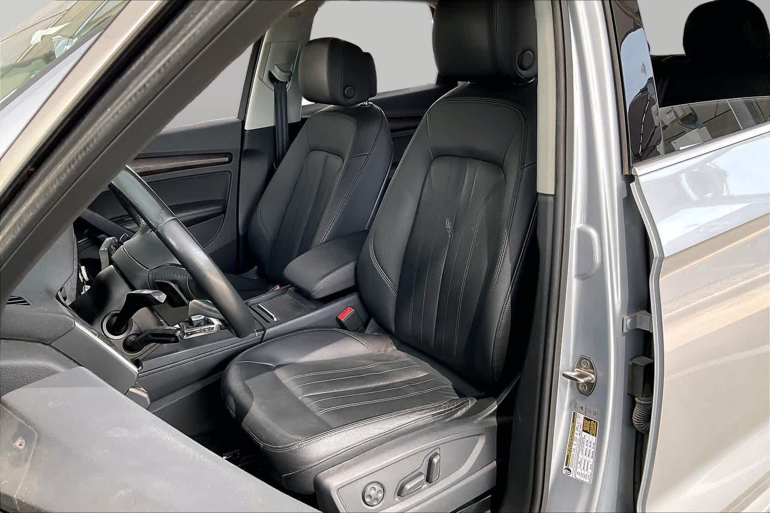 Used 2019 Florett Silver Metallic Audi Premium Plus image 8