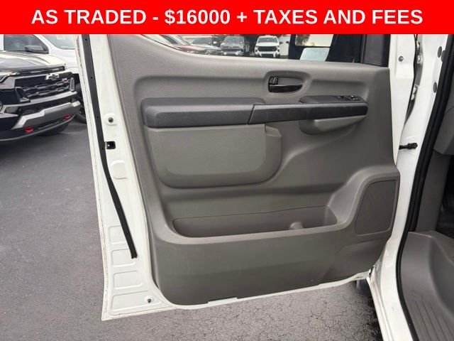 Used 2020 White Nissan SV image 12