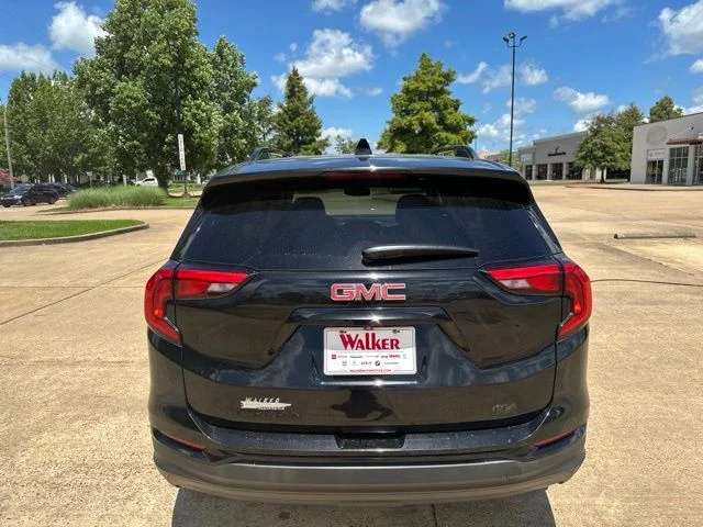 Used 2020 Black GMC SLT image 12