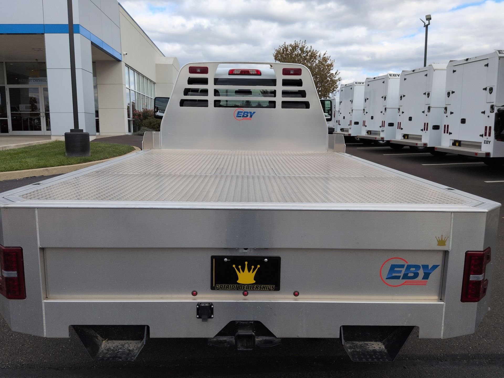 New 2025 Summit White Chevrolet Work Truck image 55